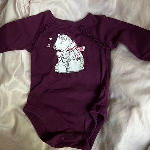 Mommy/baby bear print onesie